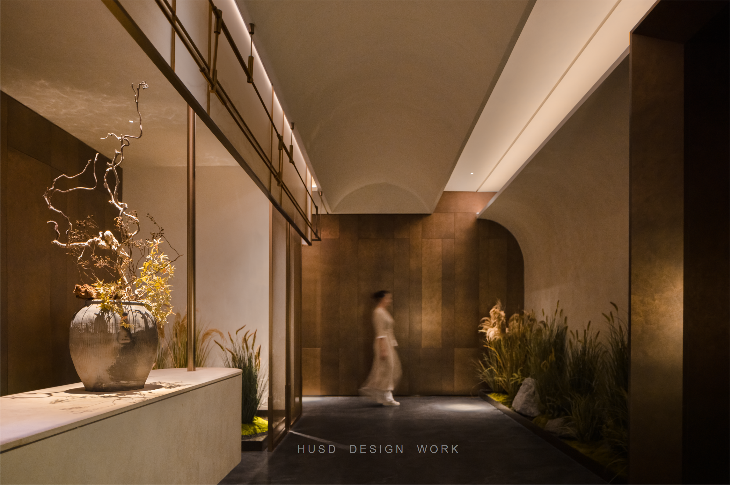 1723105040210047.png 演示文稿1_01.png